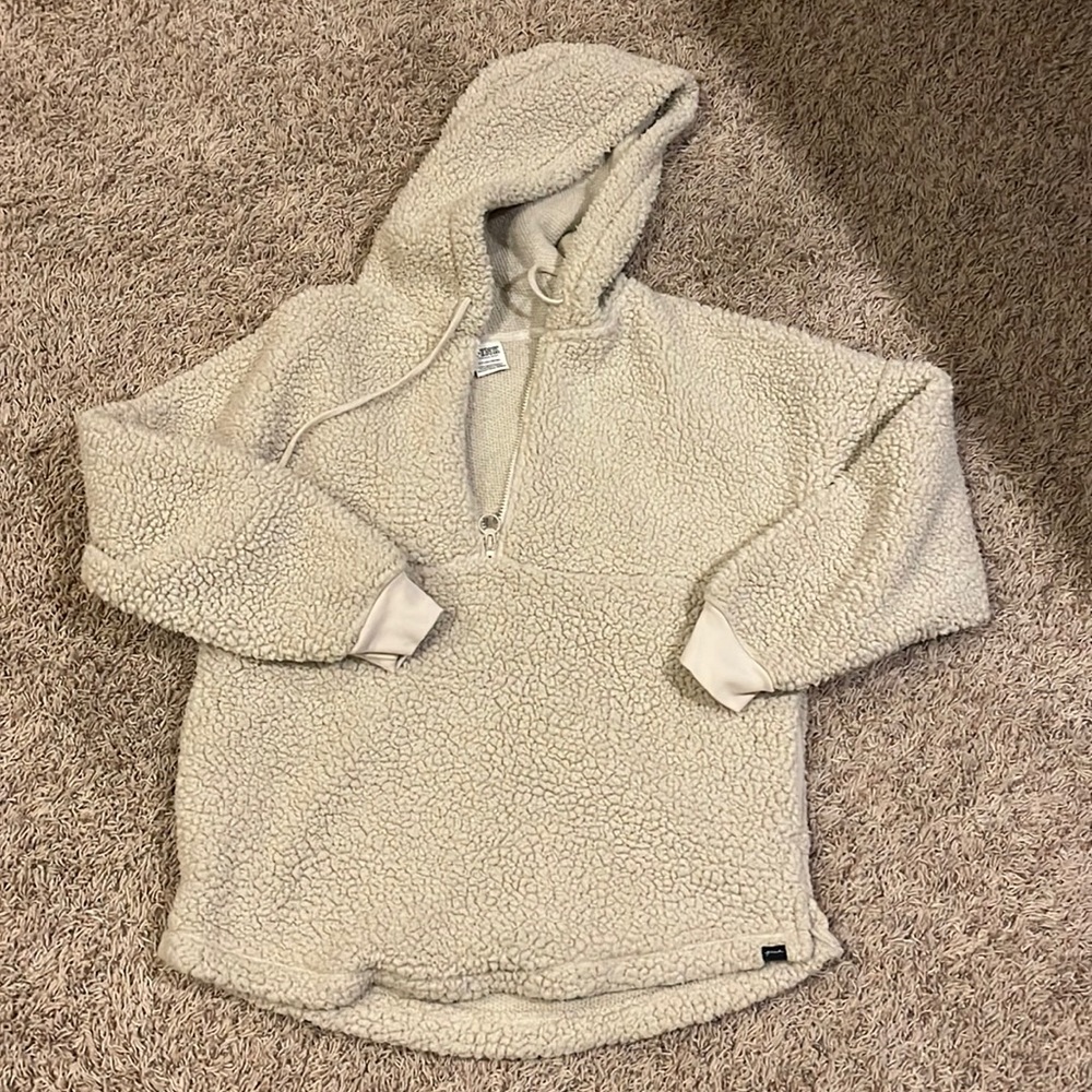 VS pink Sherpa pullover